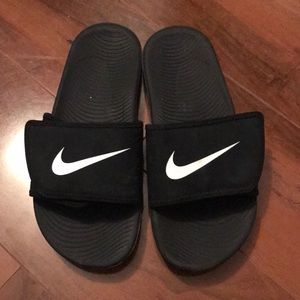 Black Nike Slides